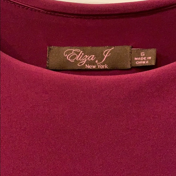 Dress - Picture 2 of 3